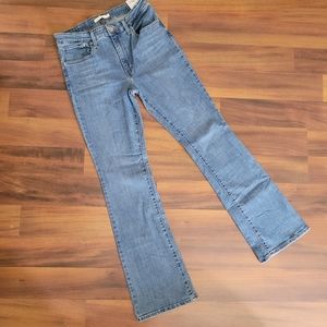 Levi's 725 boot cut jeans